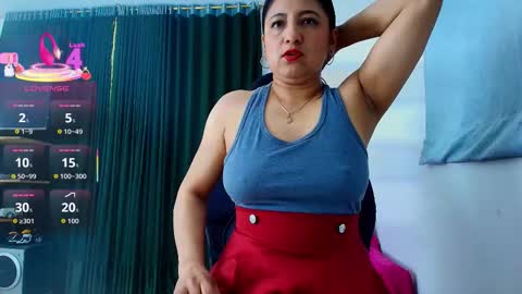 Snapshot of iris_blue_ chatting on 10.23.25 Iris  online show from 10.23.25