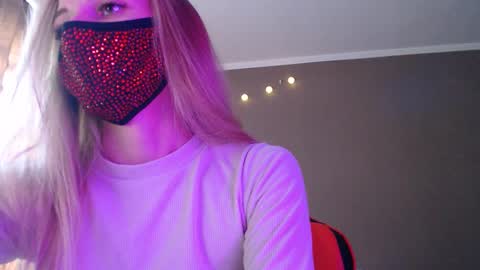 Lily online show from 10.15.25