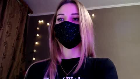 Lily online show from 02.05.26