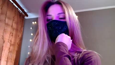 Snapshot of iris_lave chatting on 04.20.26 Lily online show from 04.20.26
