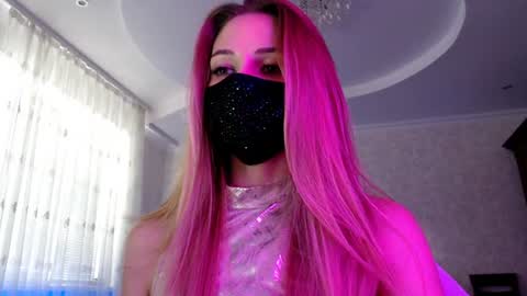 Snapshot of iris_lave chatting on 07.12.26 Lily online show from 07.12.26