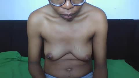 iris_love_2 online show from 02.13.25