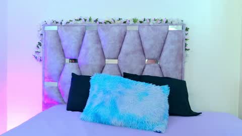 Iris online show from 03.30.26