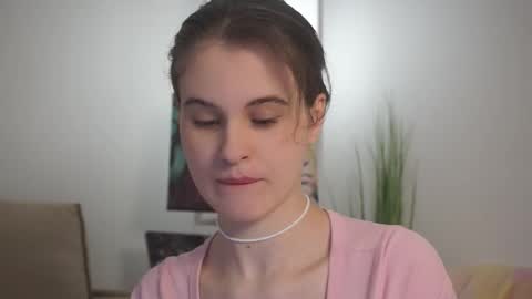 iris_pure online show from 09.28.25