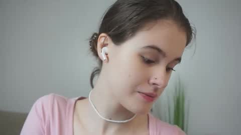 iris_pure online show from 10.25.25