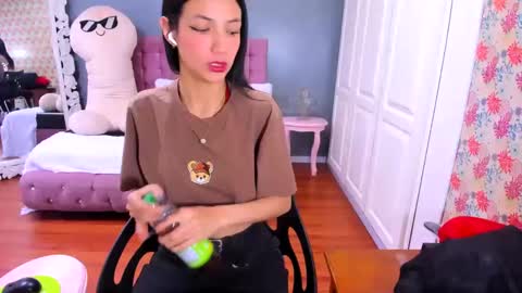 Iris online show from 02.22.25