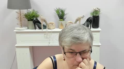 I R I S online show from 01.07.26