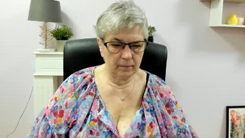 I R I S online show from 05.25.26