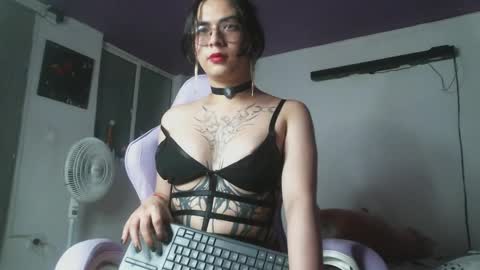 Camilla online show from 01.27.25