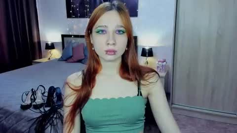 Snapshot of irisdew chatting on 07.16.26 IrisDew online show from 07.16.26