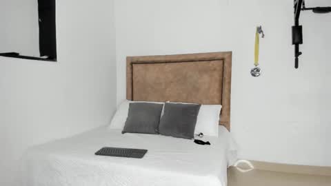 Iris Fit online show from 10.10.25