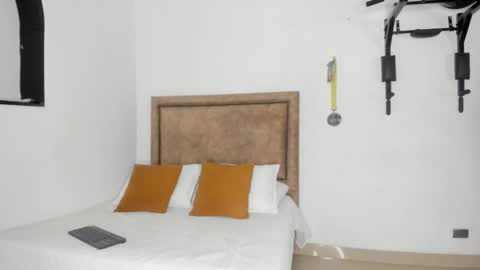 Iris Fit online show from 11.11.25