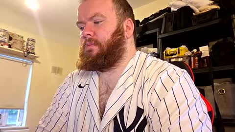 twitter theirishman205 online show from 12.14.25