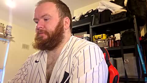 twitter theirishman205 online show from 12.20.25