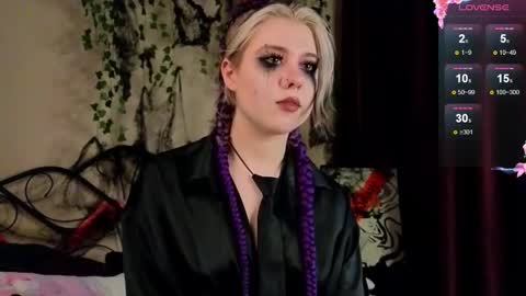 I am Cutie Iris3 online show from 10.31.25