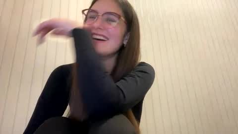 irisss31 online show from 01.17.25