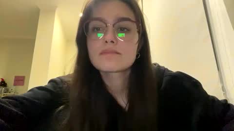 irisss31 online show from 04.17.26
