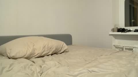 irma_b2004 online show from 10.19.25