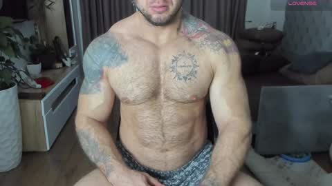 ironhulk22 online show from 01.05.25