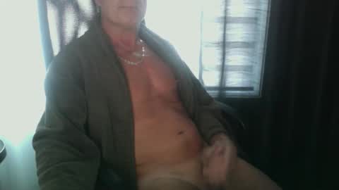 Snapshot of ironout007 chatting on 10.19.25 ironout007 online show from 10.19.25