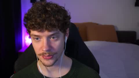 Snapshot of ironthud chatting on 10.06.25 Sam online show from 10.06.25