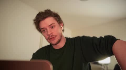 Snapshot of ironthud chatting on 10.25.25 Sam online show from 10.25.25