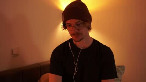 Sam online show from 04.19.26