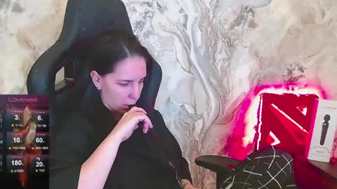 Irwi Tomboy online show from 04.26.26