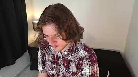 Snapshot of is_jesus chatting on 05.27.26 Jess online show from 05.27.26