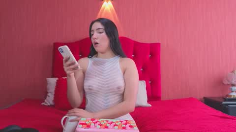 Isa and Natasha online show from 10.18.25