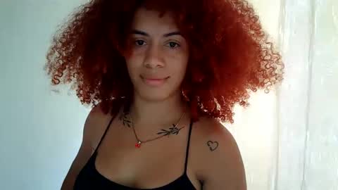 Snapshot of isa_bellaxx23 chatting on 09.08.25 isa_bellaxx23 online show from 09.08.25