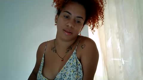Snapshot of isa_bellaxx23 chatting on 09.10.25 isa_bellaxx23 online show from 09.10.25