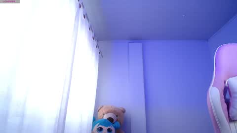 Snapshot of isa_emeralds chatting on 02.22.25 Isabella  online show from 02.22.25