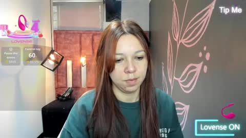 Snapshot of isa_thompson__ chatting on 09.18.25 I S A online show from 09.18.25