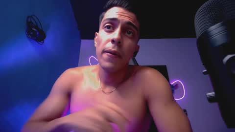 Snapshot of isaac279 chatting on 12.24.24 isaac279 online show from 12.24.24