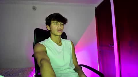 isaac online show from 02.12.25