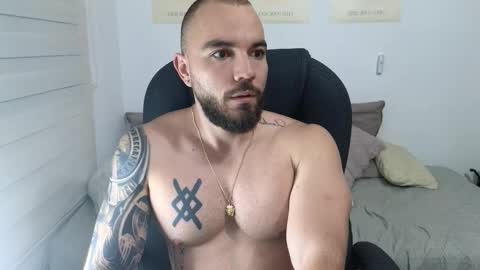 Isaac carter online show from 10.15.25