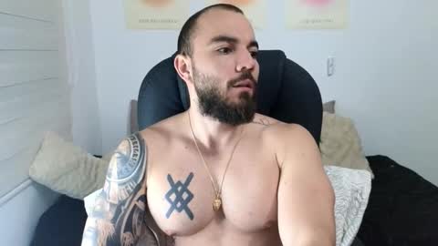 Isaac carter online show from 11.06.25