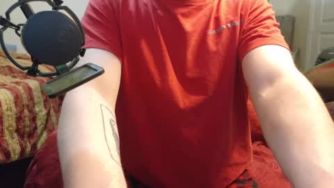 Snapshot of isaac_sheffield chatting on 03.04.25 isaac online show from 03.04.25