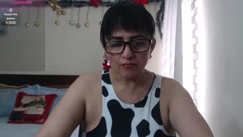 Isabeel Sofia online show from 01.03.25