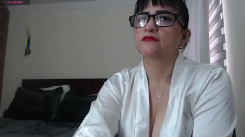 Isabeel Sofia online show from 02.02.25