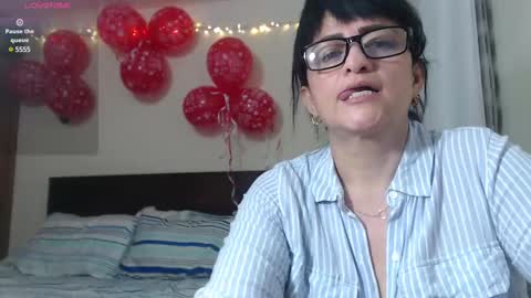 Isabeel Sofia online show from 02.20.25