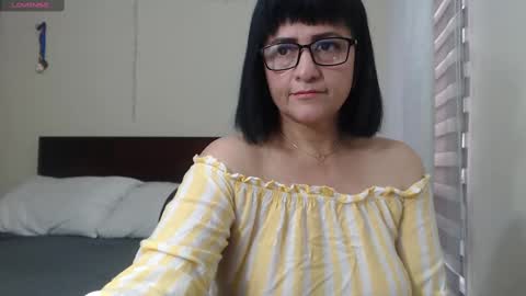 Isabeel Sofia online show from 03.04.25