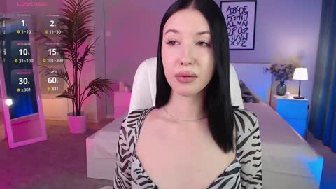 Bella online show from 12.06.24