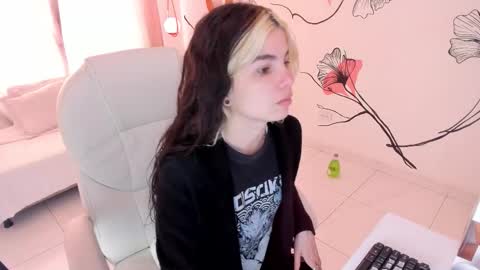 isabela_fiorelli online show from 09.14.25