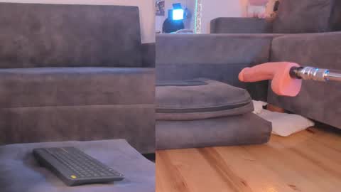 Snapshot of isabela_franco_ chatting on 02.27.25 Isabela online show from 02.27.25