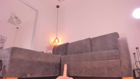 Snapshot of isabela_franco_ chatting on 10.01.25 Isabela online show from 10.01.25