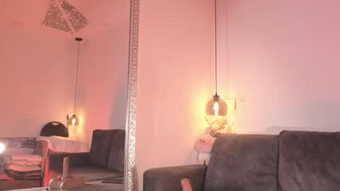 Isabela online show from 04.07.26