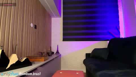 Isabela Brazil online show from 10.14.25