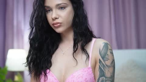  Isabel  online show from 12.05.25